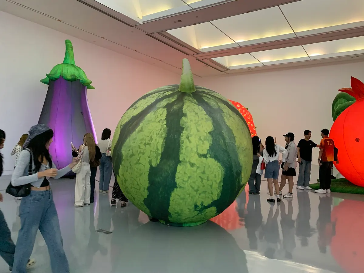 バンコク・アート・ビエンナーレが10月29日から ワット・アルンなど10会場、荒木経惟も